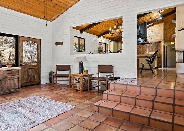 Scenic Spanish Rancho - Breathtaking Views