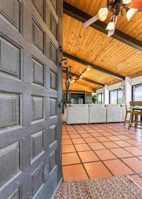 Scenic Spanish Rancho - Breathtaking Views Holiday home Three Rivers