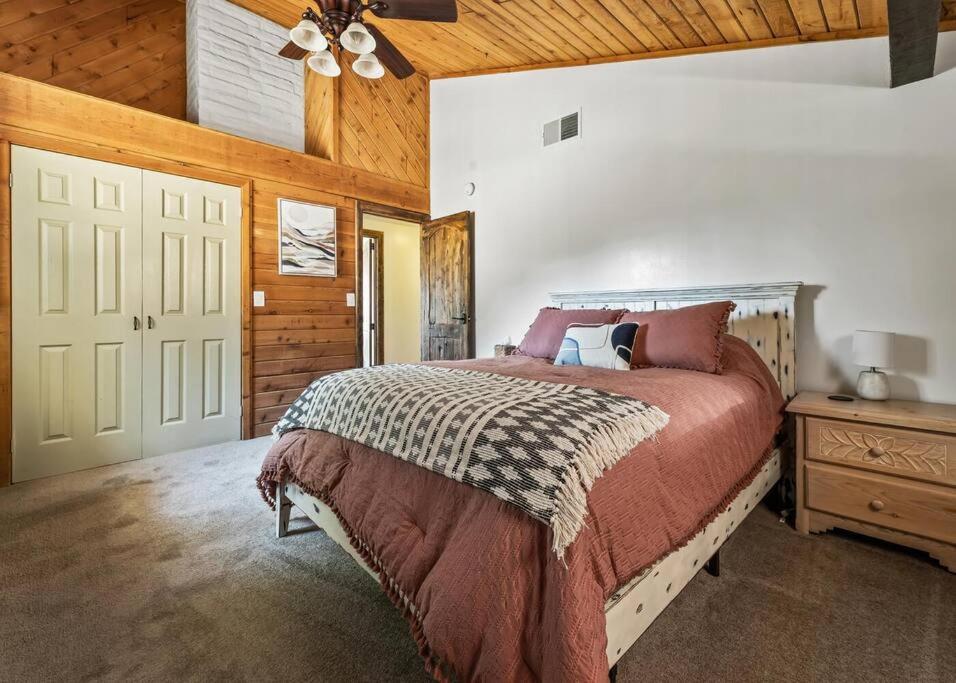 Scenic Spanish Rancho - Breathtaking Views * Three Rivers